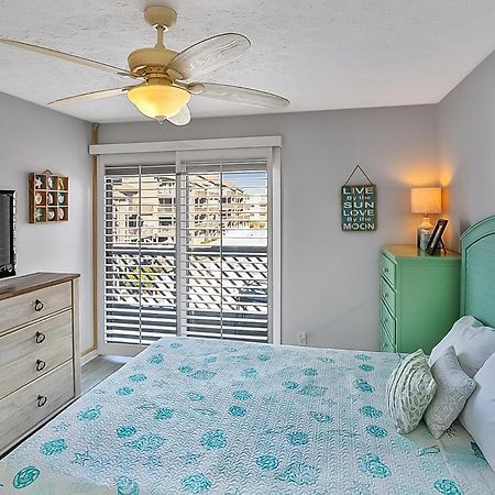 Two Bedroom Steps From The Beach! Shore Dr! เมอร์เทิลบีช ภายนอก รูปภาพ